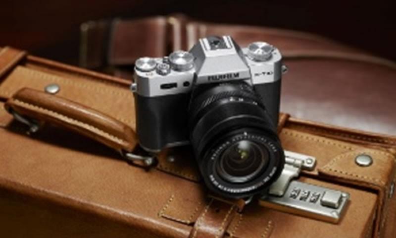 Fujifilm X-T10: The Smaller And Cheaper Version Of Fujifilm's Best Camera Ever Launched