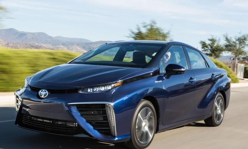 Toyota Mirai Specs and Reviews