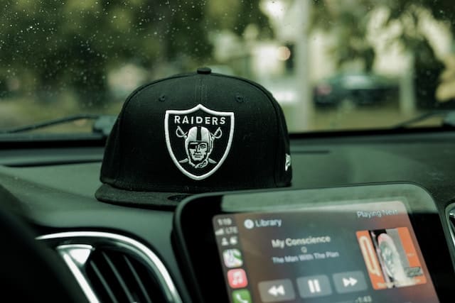 Raiders cap