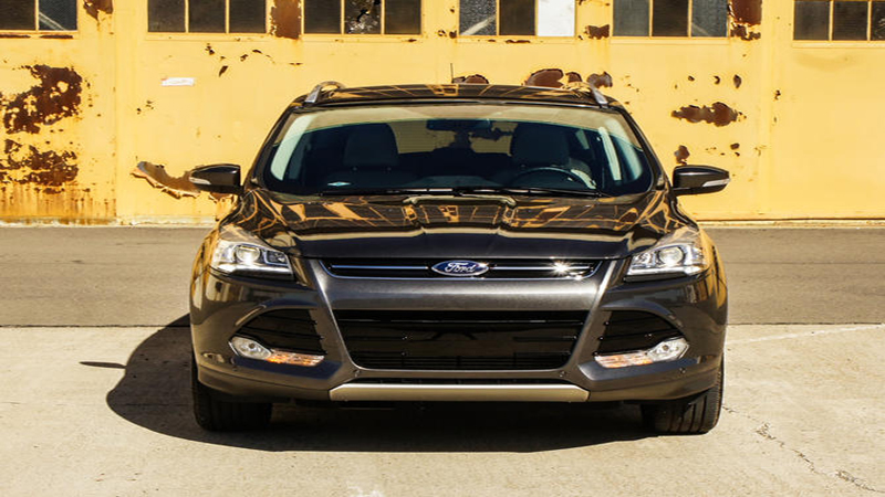 2016 Ford Escape Review - The Practicality of a Small SUV With a Better Driving Experience