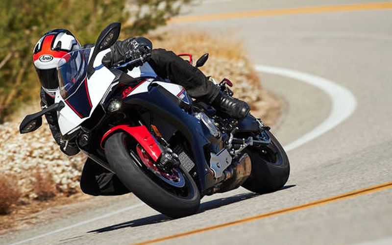 Is the Yamaha YZF R1S The Best Bargain Superbike?