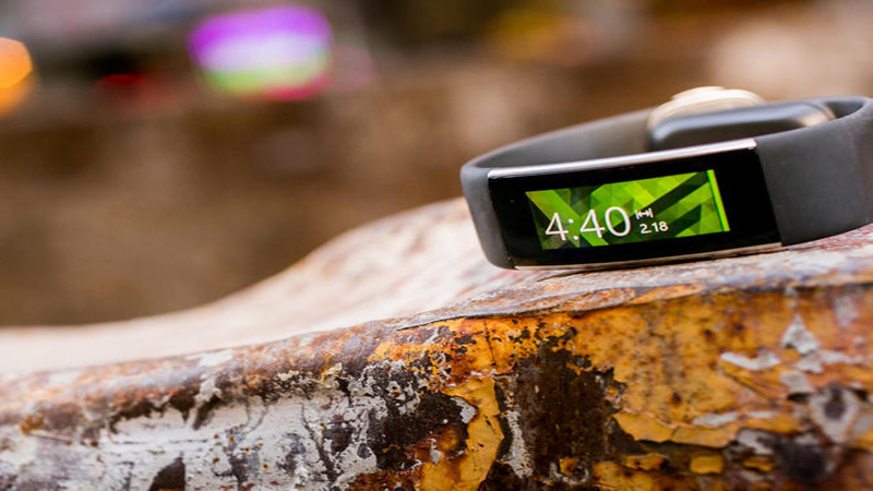 Microsoft Band 2 Review - A Great Fit on the Wrist, But It's Not for Everyone