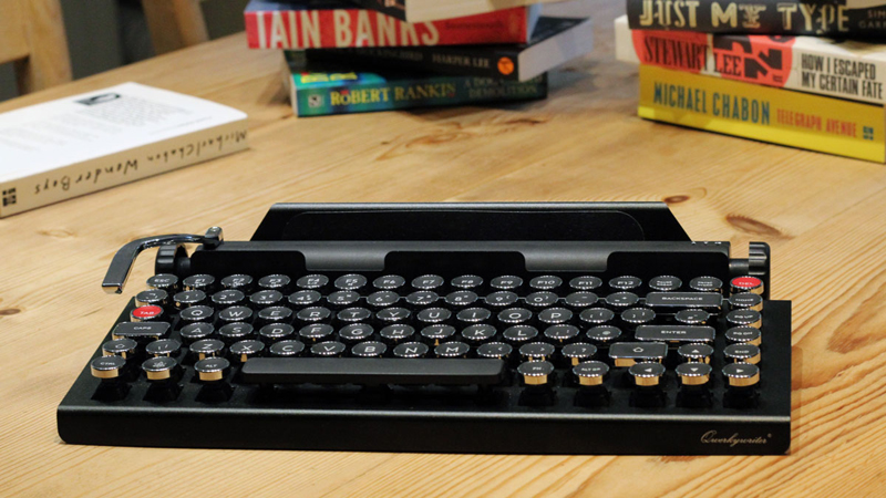 The Qwerkywriter - Your Retro Mechanical iPad Keyboard