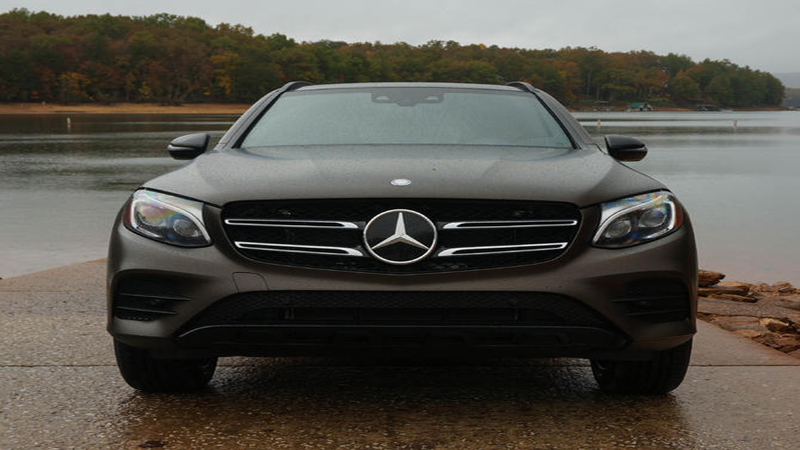 2016 Mercedes-Benz GLC 300 - Feels Weighty But Adds More Luxury
