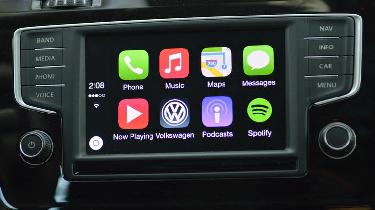 Apple CarPlay Review – The Future of Infotainment Systems