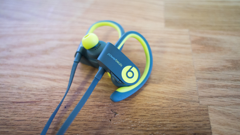 Beats Powerbeats2 Wireless Review - The Familiar Design Now Fit for the Fitness Crowd