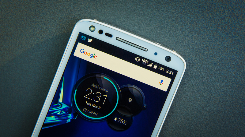 Motorola Droid Turbo 2 Review - Durability is Its Middle Name
