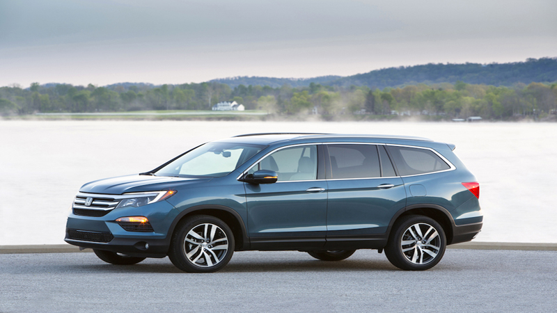 2016 Honda Pilot Elite Review - A Slimmed Down Boxy Design With More Focus on the Family