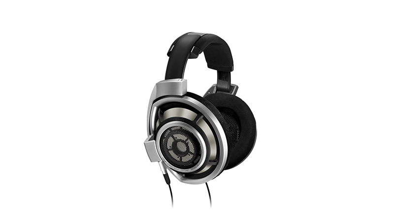 Sennheiser HD 800 Review - Not Subtle at All