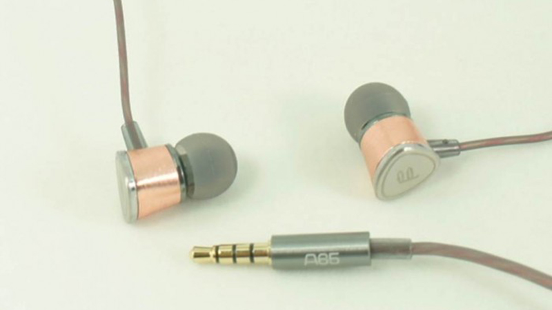 Fidue A65 Review - Surprisingly Affordable With a Decent Sound