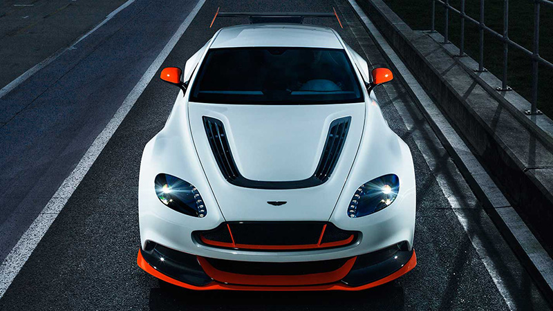 2015 Aston Martin Vantage GT12 Review - Taking a Detour From the Racetrack