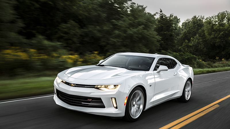 2016 Chevrolet Camaro 2.0T Review - Proving That Size Doesn't Matter