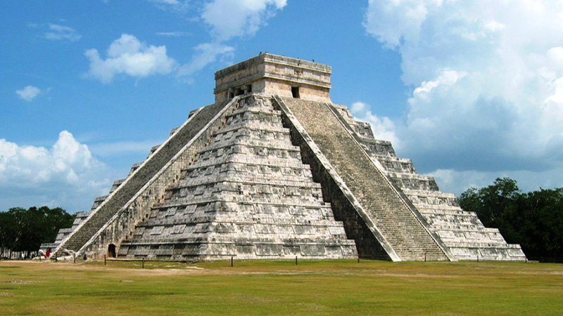 Mayan City - Lost Civilization Allegedly Found by Canadian Teen. Mexican Experts Doubtful of Discovery.