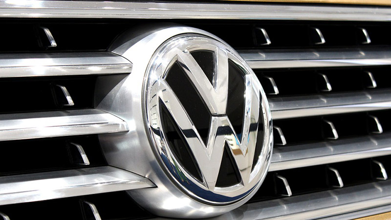 Volkswagen - Automaker to Recall 630,000 Diesel Cars in Europe