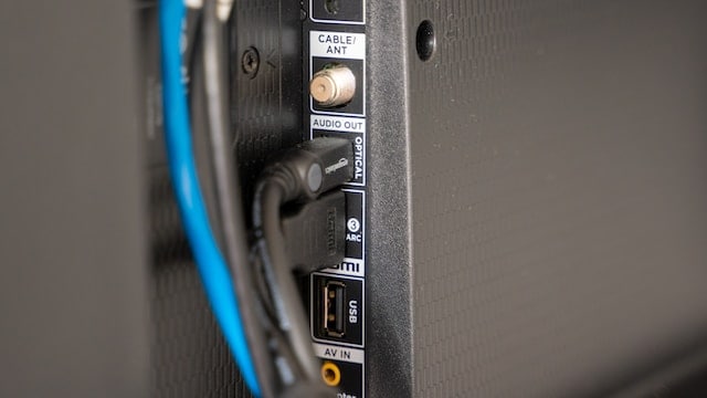 HDMI cable input