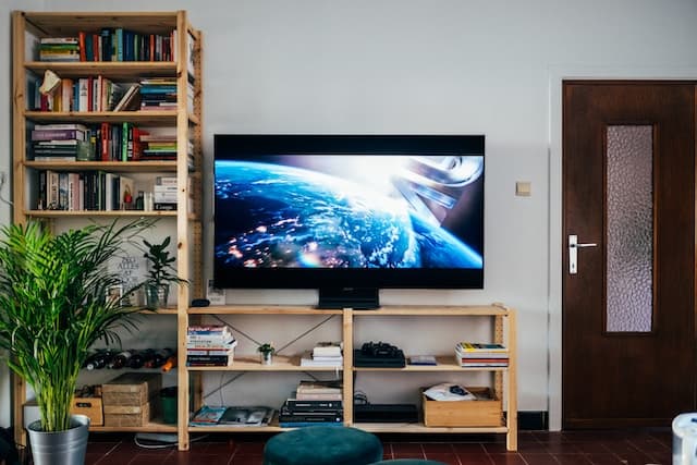 Ethical & Legal Ways to Stream Premium Movies for Free